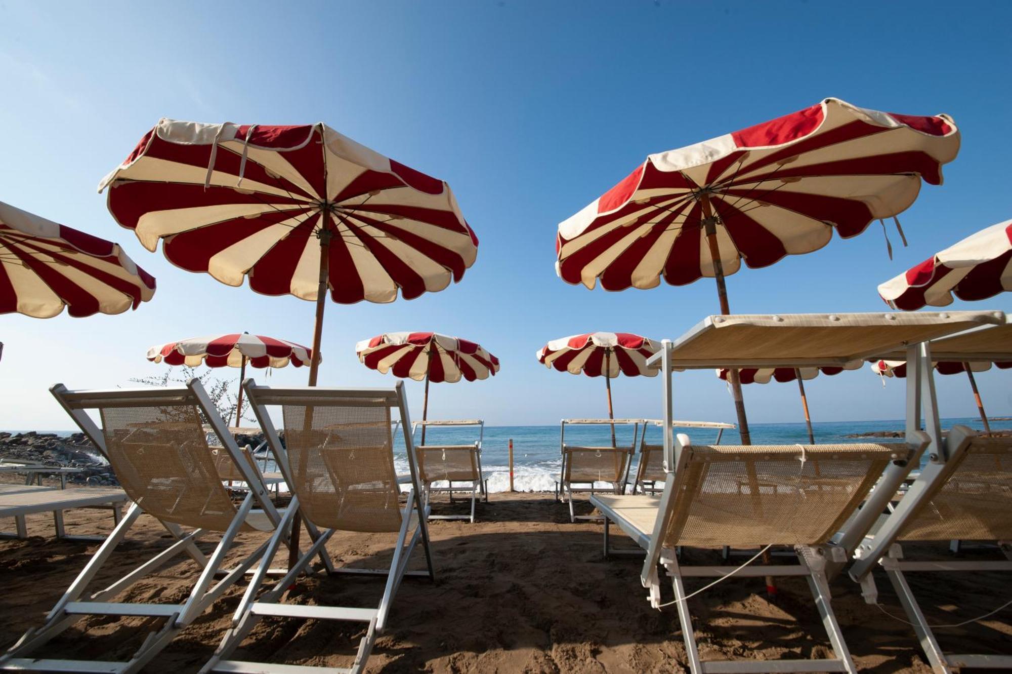Fornaci 9 Rivieraholiday Pietra Ligure Bagian luar foto